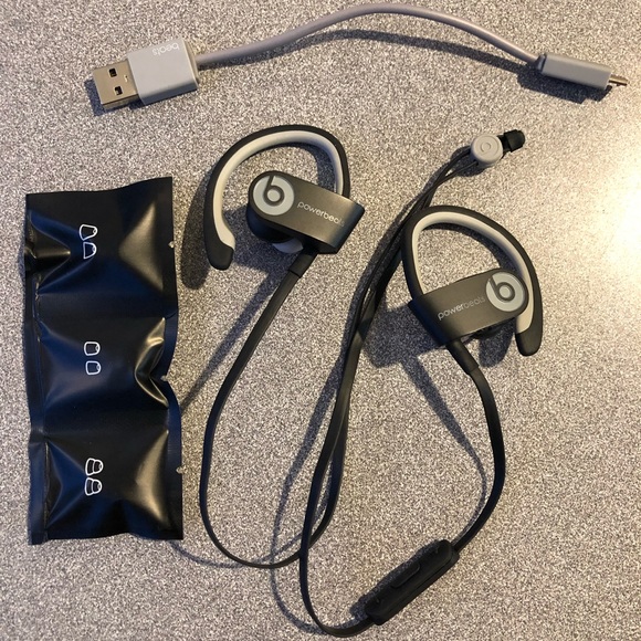🎶 Power Beats2 Wireless 🎶 - Picture 2 of 4